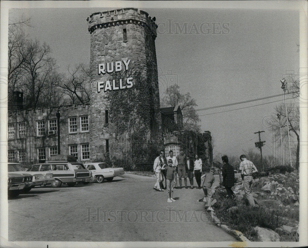 1968 Press Photo Ruby Falls Caves - Historic Images