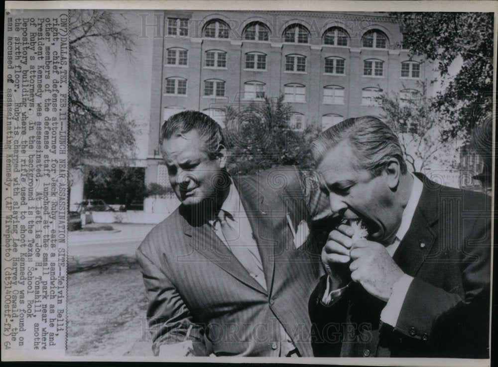 1964 Press Photo Attorney Defense Jack Ruby Melvin Bell - Historic Images