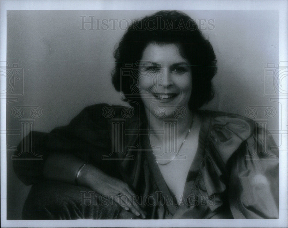 1987 Press Photo Soprano Elizabeth Connell Leonore - Historic Images