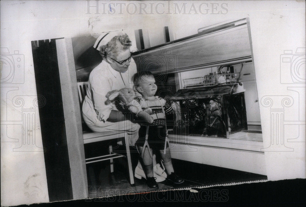 1954 Press Photo Arms Are Next - Historic Images