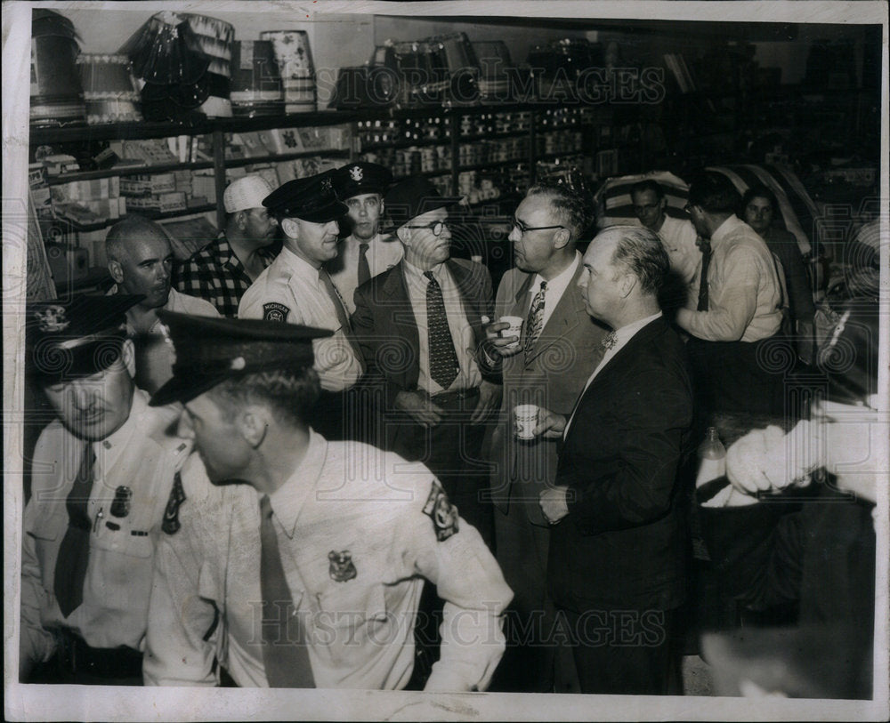 1953 Press Photo Storm Hits Flint,Michigan - Historic Images