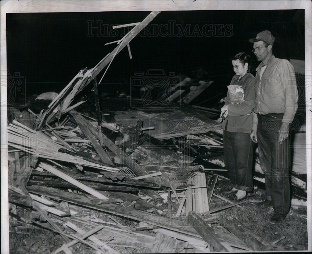 1953 Press Photo Bowie Family Home Damaged in Storm - Historic Images