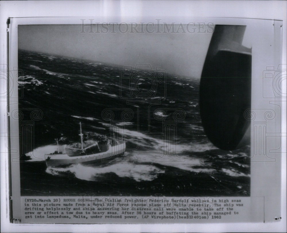 1962 Press Photo Storms at Sea - Historic Images