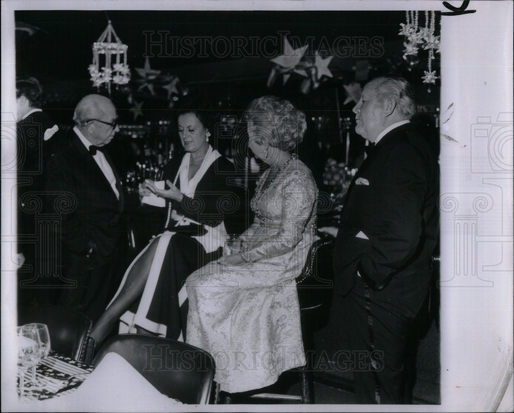 1971 Press Photo Cletus Mrs. Welling Ray Whyte Mr. - Historic Images