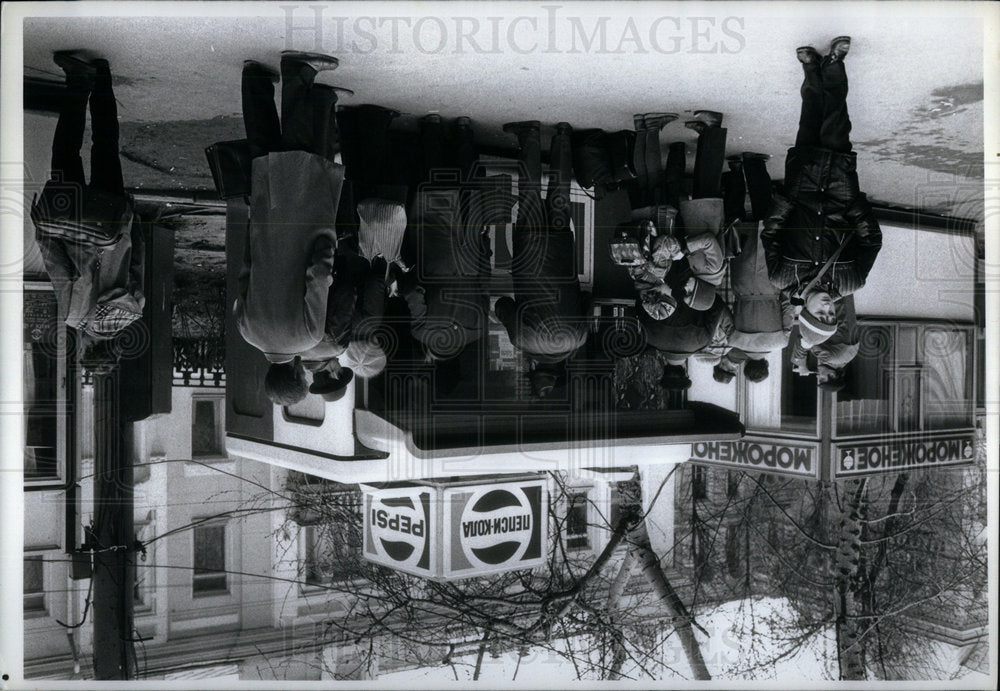 1989 Press Photo Pepsi Cola Moscow Russia Soft Drinks - Historic Images