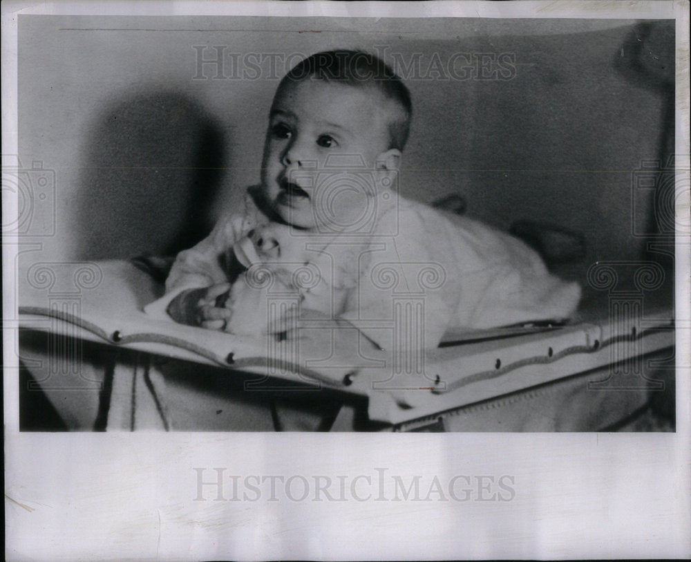 1954 Press Photo 4 month old Susan Potter - Historic Images