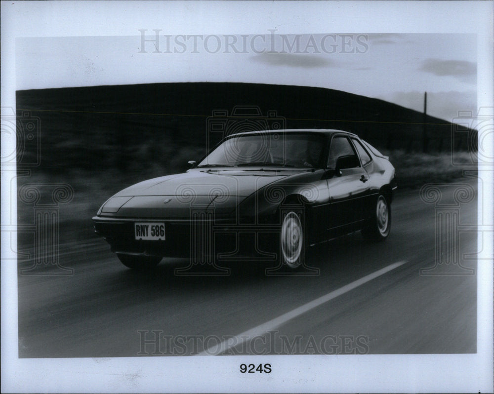1986 Press Photo Porsche 924 - Historic Images