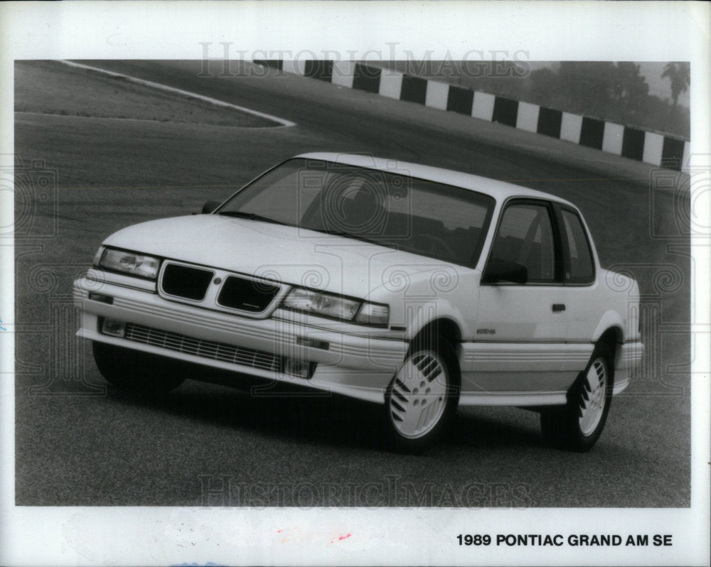 1989 Press Photo Pontiac Grand AM SE - Historic Images