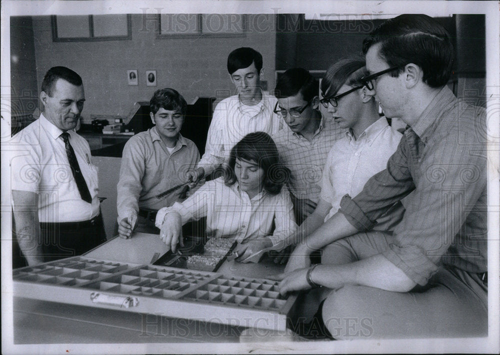 1969 Press Photo Printing - Historic Images