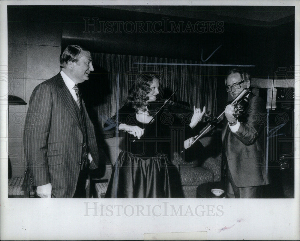 1982 Press Photo Kathleen Du Ross Wife Henry Ford Mich - Historic Images