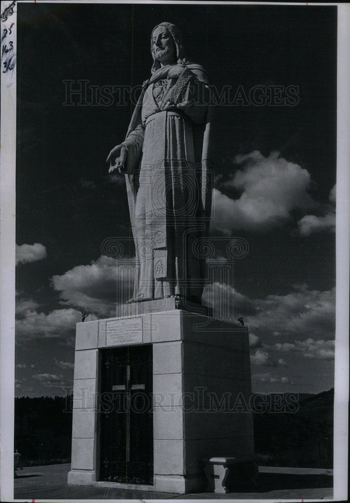 1961 Press Photo Mother Shrine Cabrini Bill Johnson - Historic Images