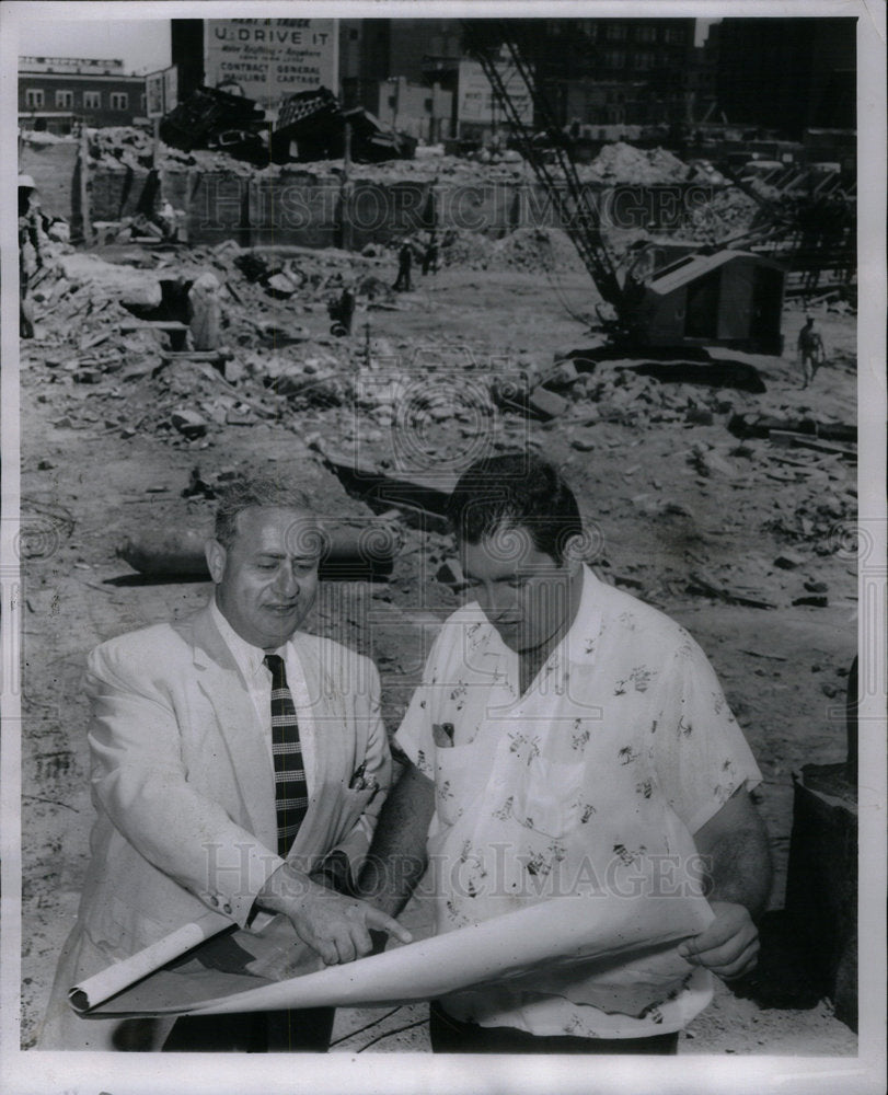 1957 Press Photo Louis Sarko Wrecking Firm - Historic Images