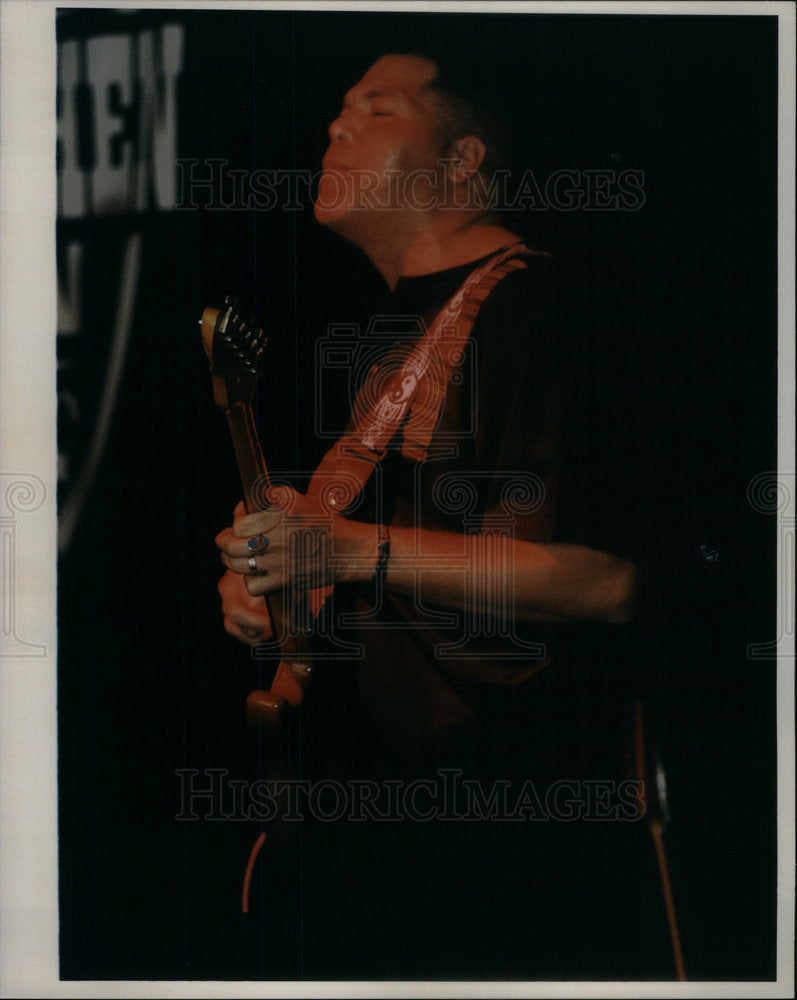 Press Photo Guitarist - Historic Images