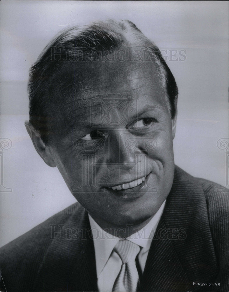 1956 Press Photo Actor Richard Widmark - Historic Images