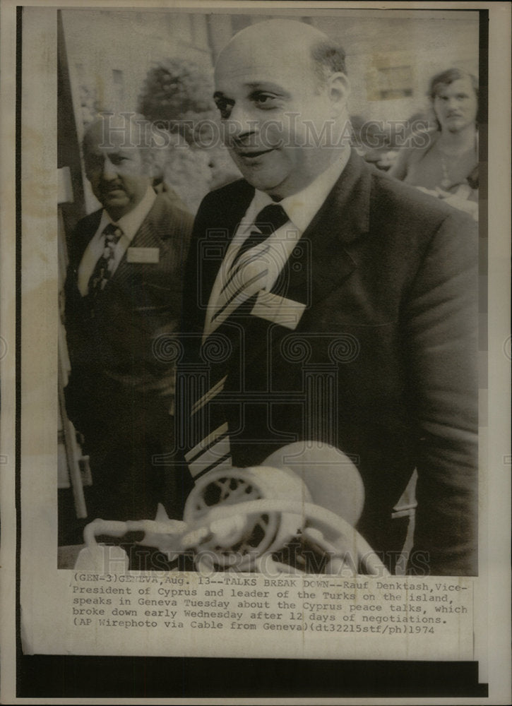 1974 Press Photo Rauf Denktash Vice President Of Cyprus - Historic Images