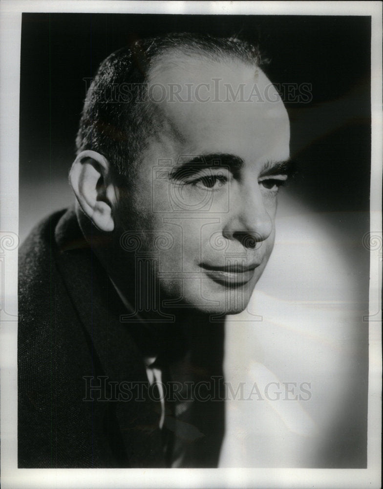 1965 Press Photo Lou Hazam Producer Writer The Capitol - Historic Images