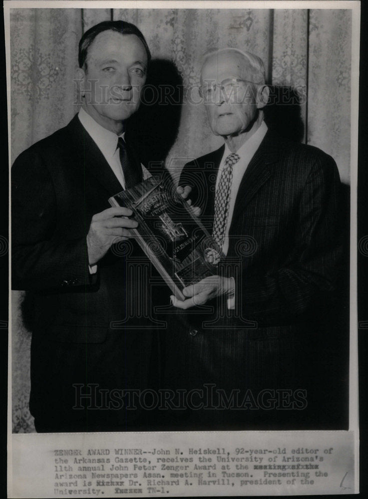 1965 Press Photo Senator Heiskell gets publishing nod - Historic Images