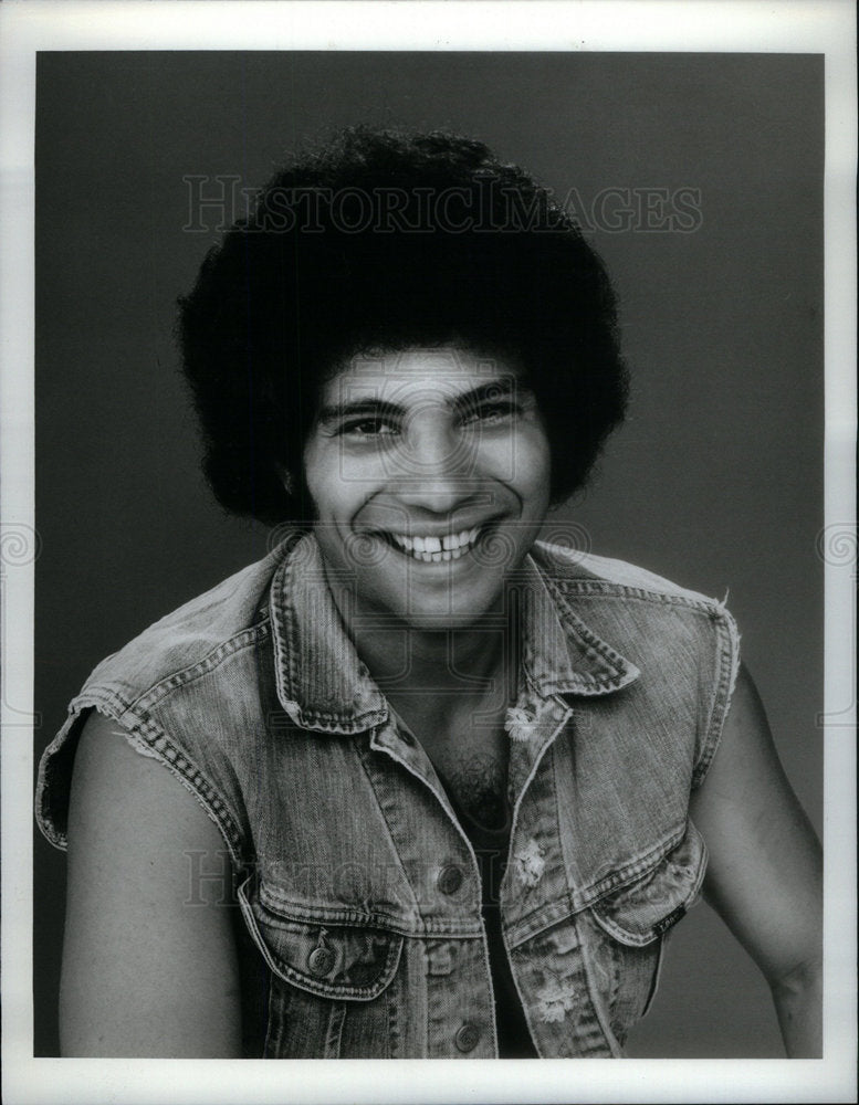 1976 Press Photo Actor Robert Hegyes loved as Epstein - Historic Images