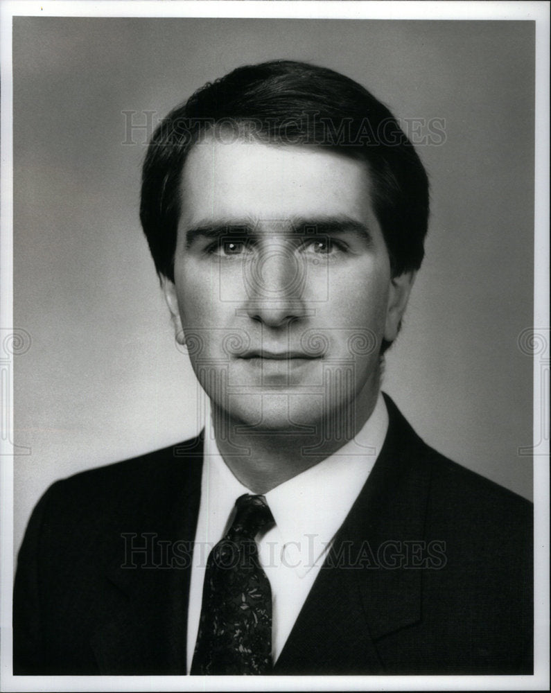 1990 Press Photo News Correspondent Keith Oppenheim - Historic Images