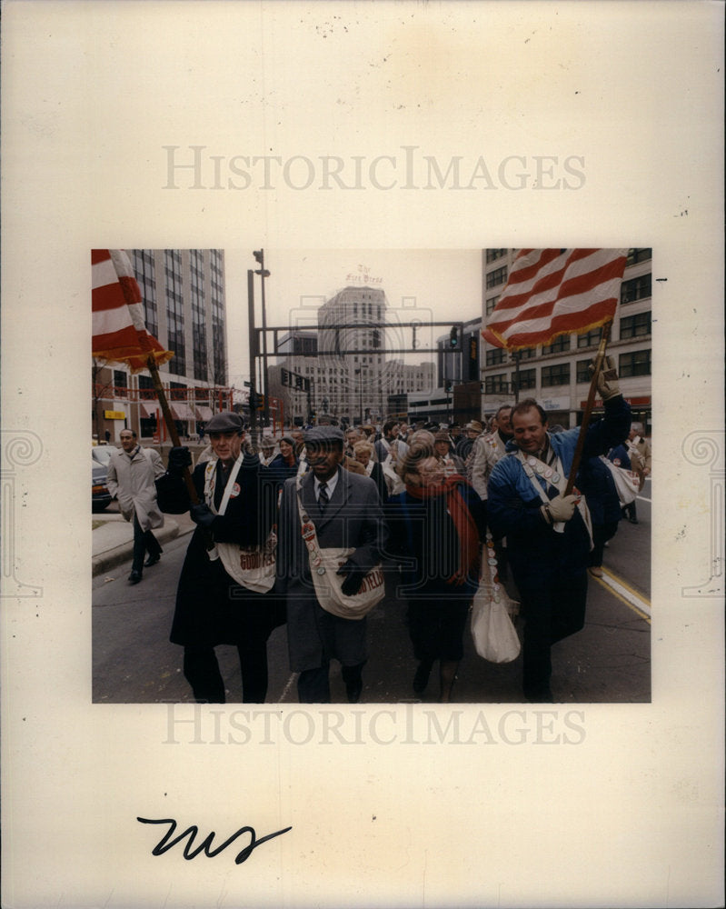 1986 Press Photo Goodfellows Parade/Detroit Michigan - Historic Images