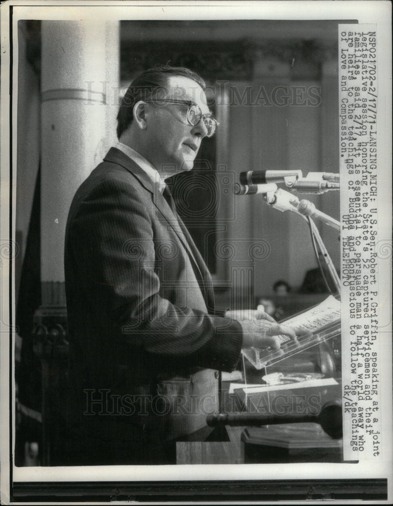 1971 Press Photo Michigan Senator Robert Griffin - Historic Images