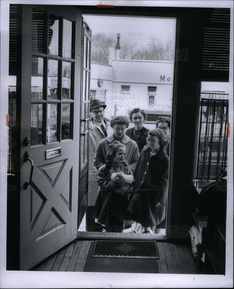 1958 Press Photo YWCA/Family/Michigan - Historic Images