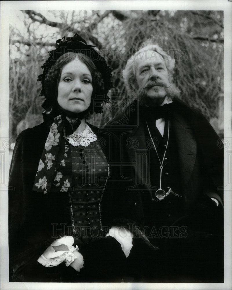 1985 Press Photo Diana Rigg &amp; Robin Bailey - Historic Images