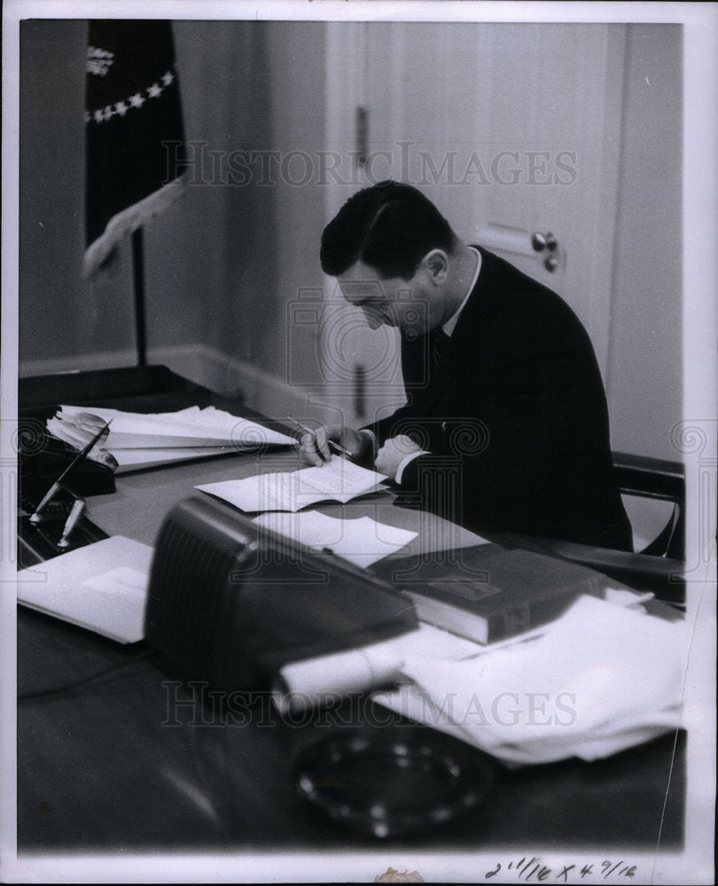 1961 Press Photo Kenneth O&#39;Donnell, President&#39;s Asst. - Historic Images