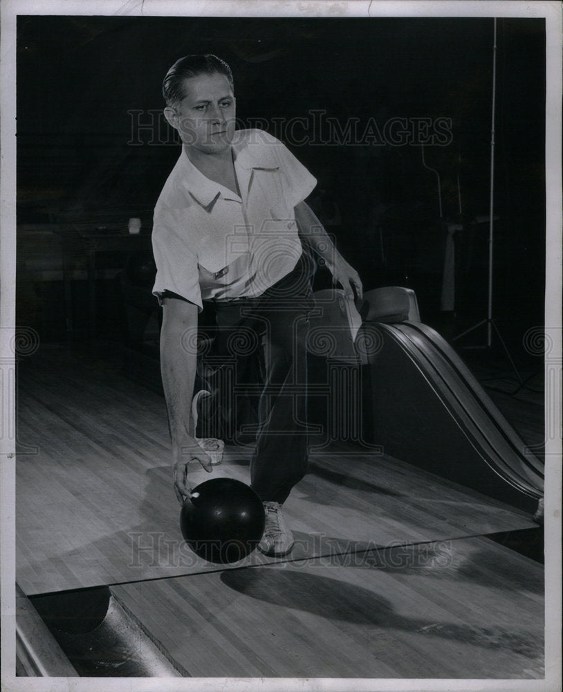 1947 Press Photo Bowler Charles Chuck O&#39;Donnell - Historic Images