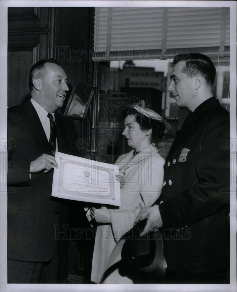 1956 Press Photo  Mrs Ester O&#39;Connor wife of slain off. - Historic Images