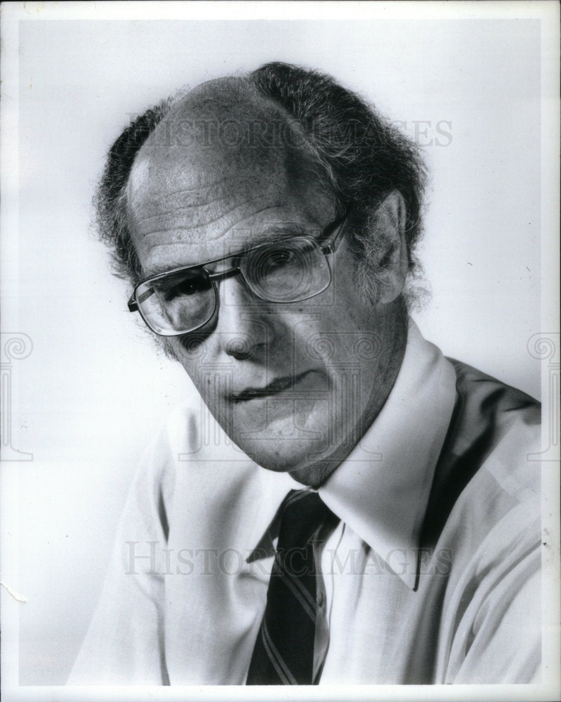 1985 Press Photo Clifford H. Ridley News Editor - Historic Images