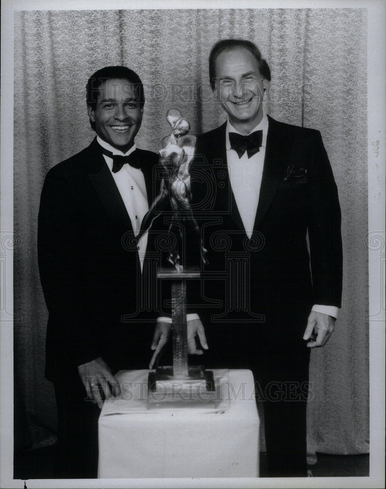 1985 Press Photo Bryant Gumbel American Sportscaster - Historic Images