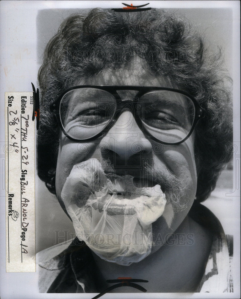 1975 Press Photo Bubble Gum - Historic Images