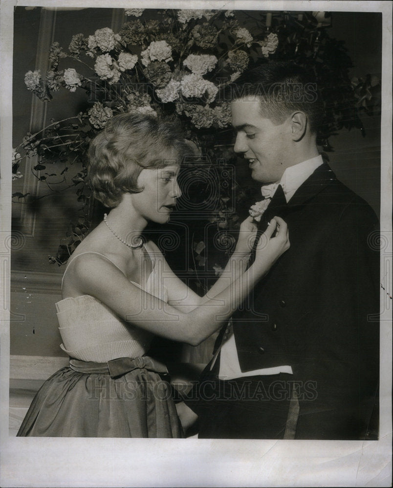 1960 Press Photo Cathy Rieman Jim Howkert - Historic Images