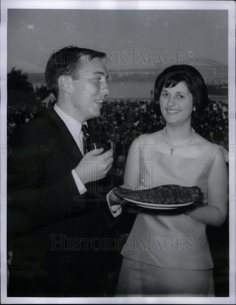 1964 Press Photo Lynda Bird Johnson Bob Wagner Jr - Historic Images