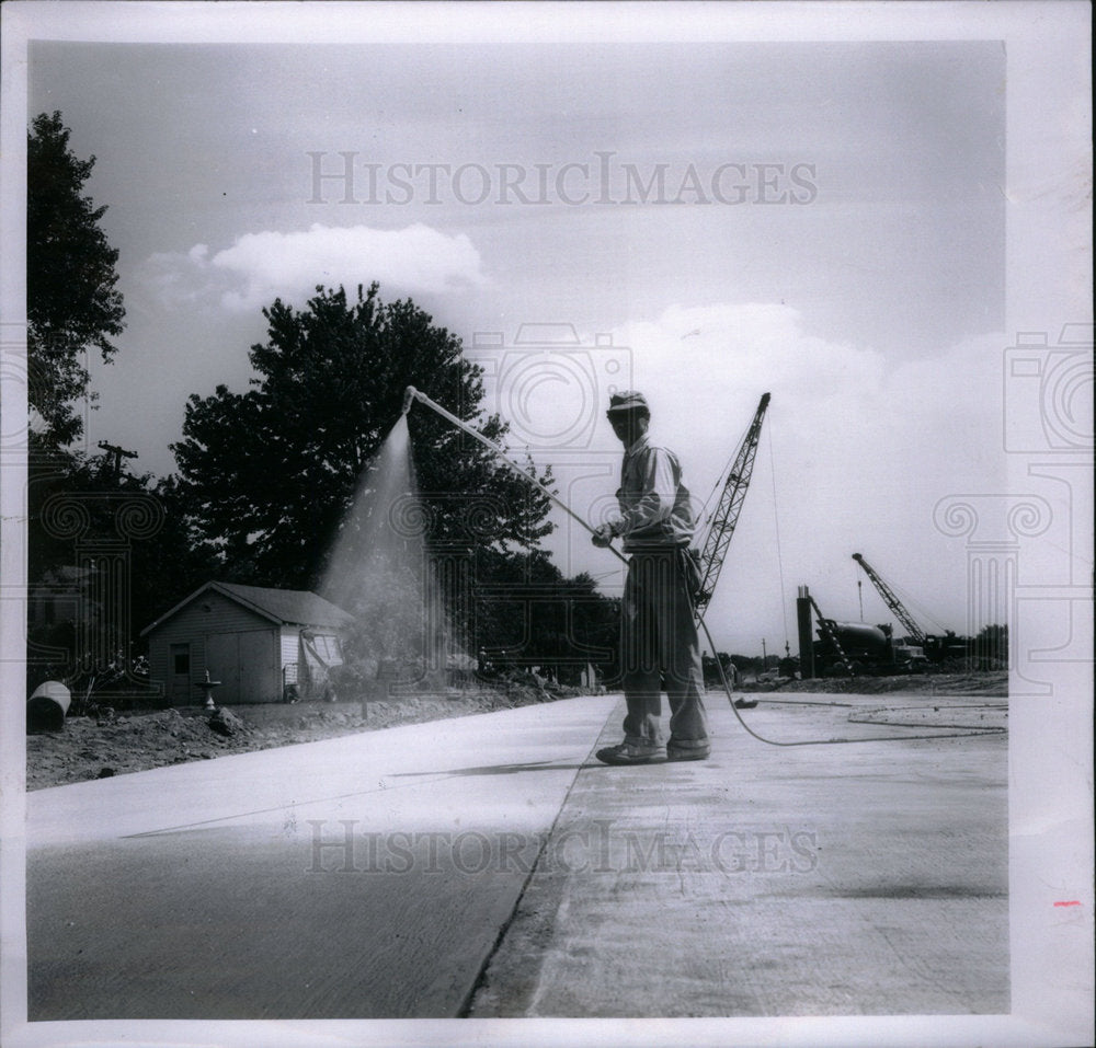 1965 Press Photo Work on the Stephenson Hwy/I75 Detroit - Historic Images