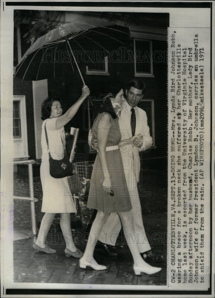 1971 Press Photo Charles &amp; Lynda Bird Robb - Historic Images