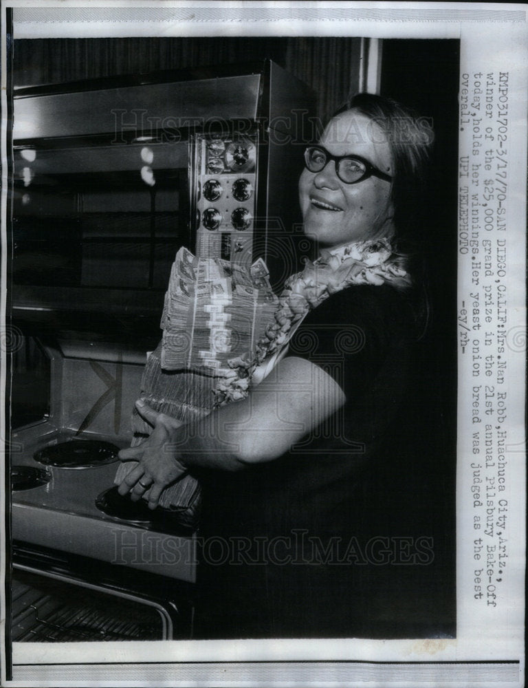 1970 Press Photo Nan Rob Pilsbury Bake-Off Winner - Historic Images