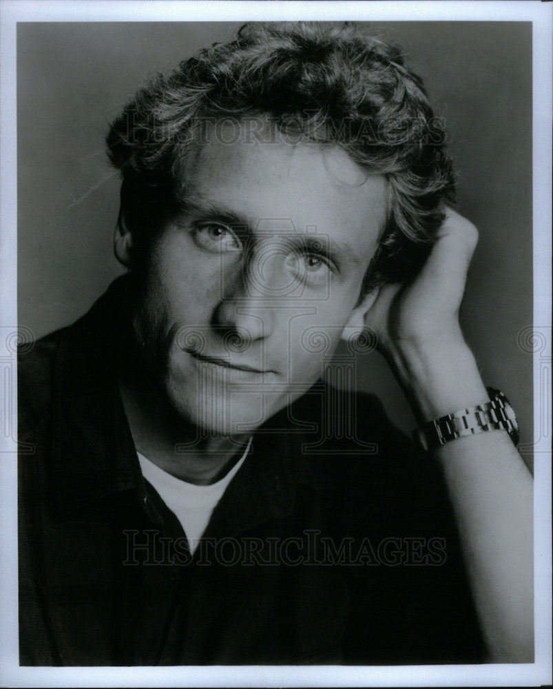 Sam Robards Sam Robards
