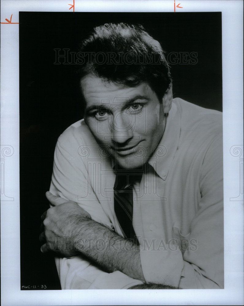1994 Press Photo Ed O'Neill Stars As Al Bundy - Historic Images