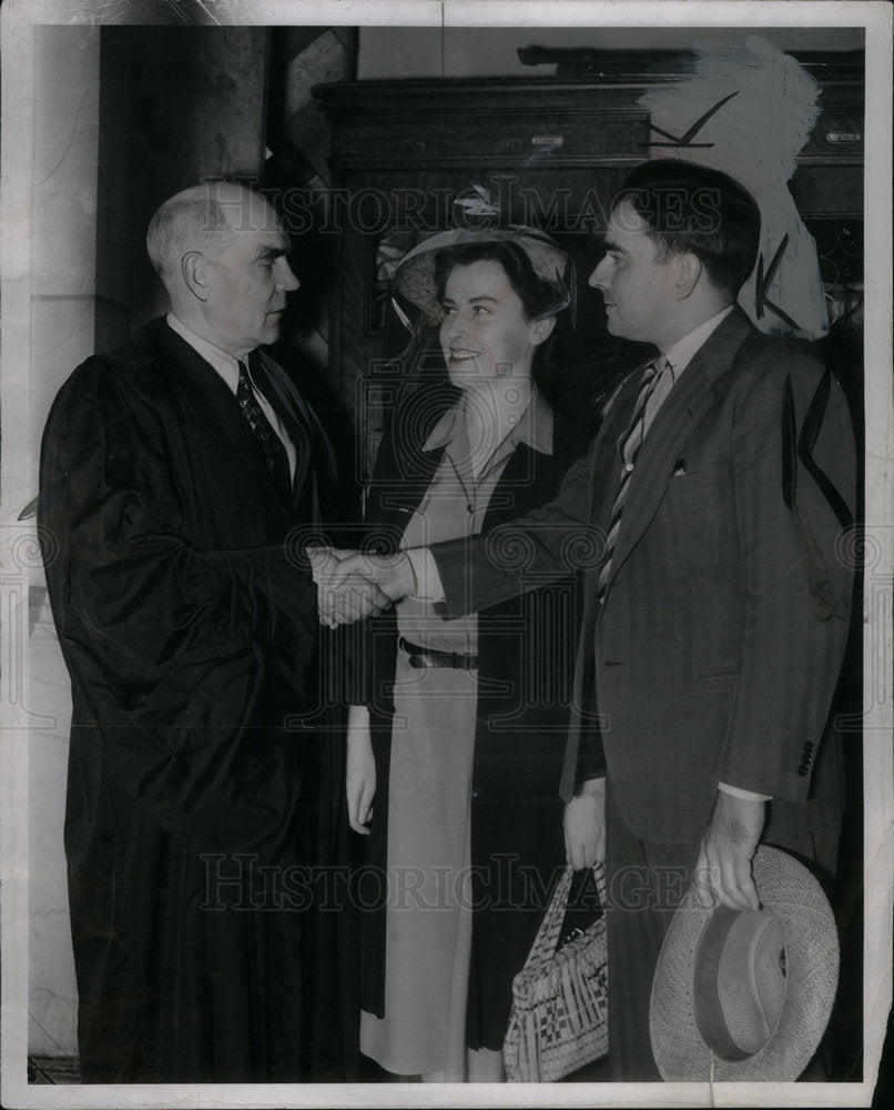 1941 Press Photo Lawyers Martha &amp; Hicks Griffiths - Historic Images