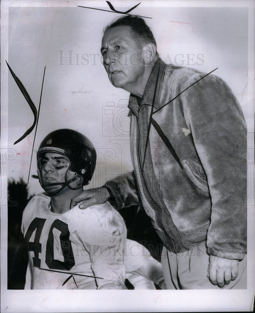 1954 Press Photo Mumford Football Coach Harold Grove - Historic Images