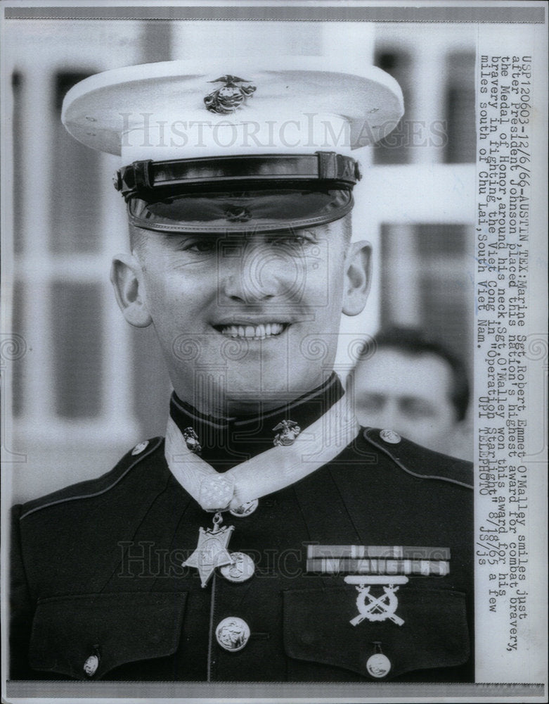 1966 Press Photo Sgt. Robert Emmet O&#39;Malley Medal Honor - Historic Images