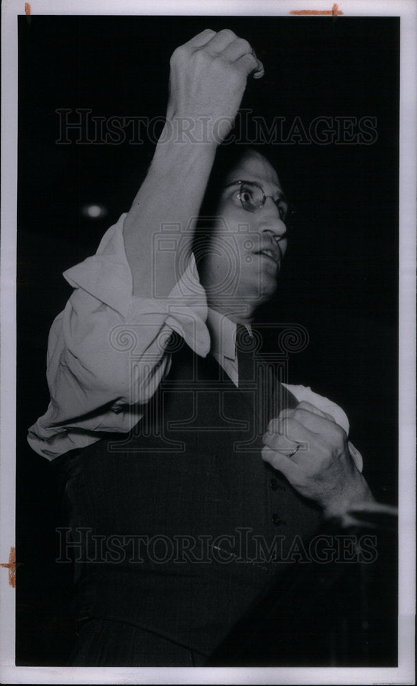 1948 Press Photo Paul Wagner Conducts Plymouth Symphony - Historic Images