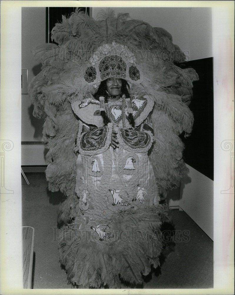 1986 Press Photo Morris Taylor DuSable Museum Guard - Historic Images