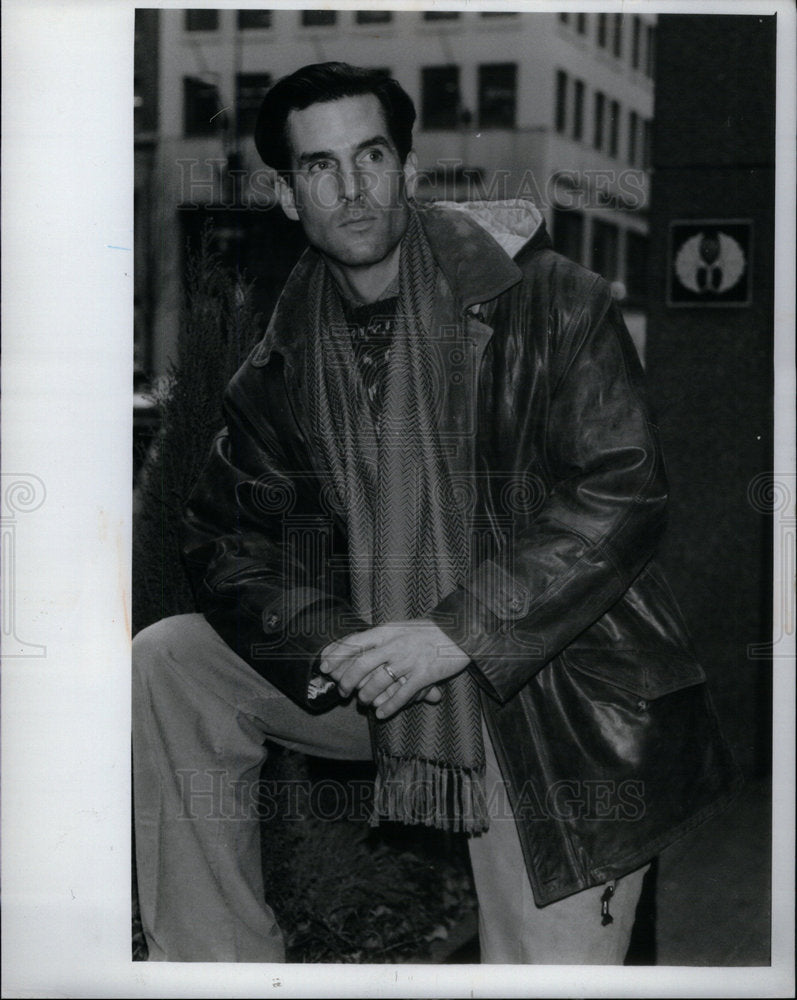 1990 Press Photo Joseph Abboud Anorak Brown Suede - Historic Images