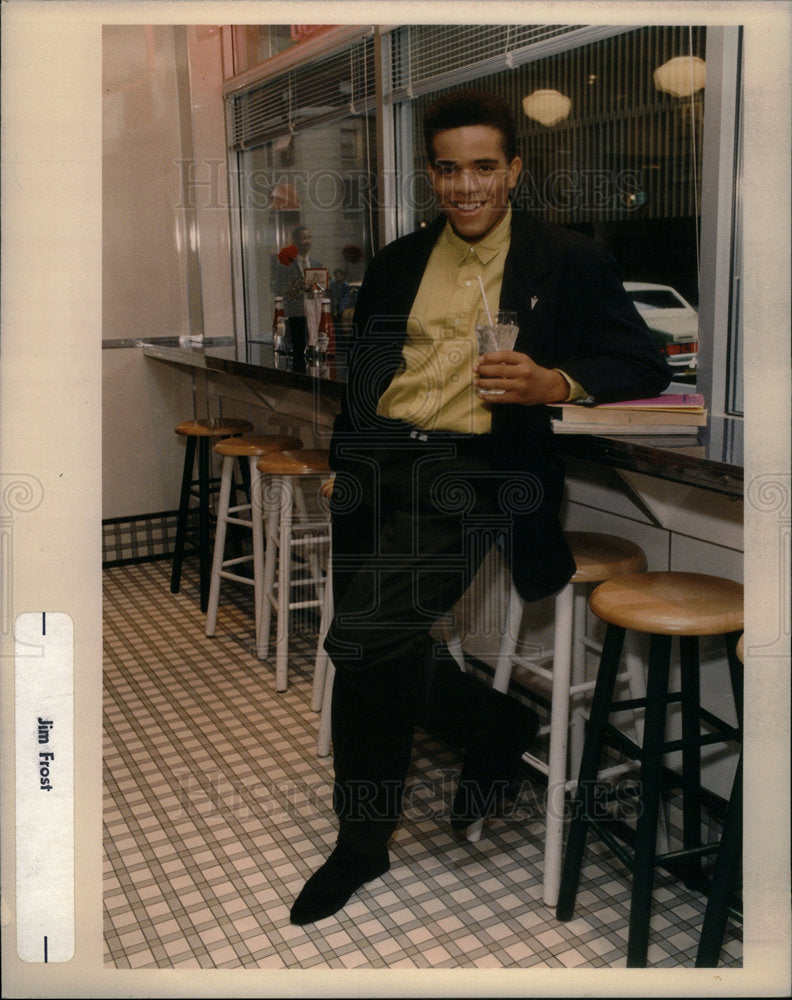 1989 Press Photo Day Wayne Scott Student Council Meetin - Historic Images