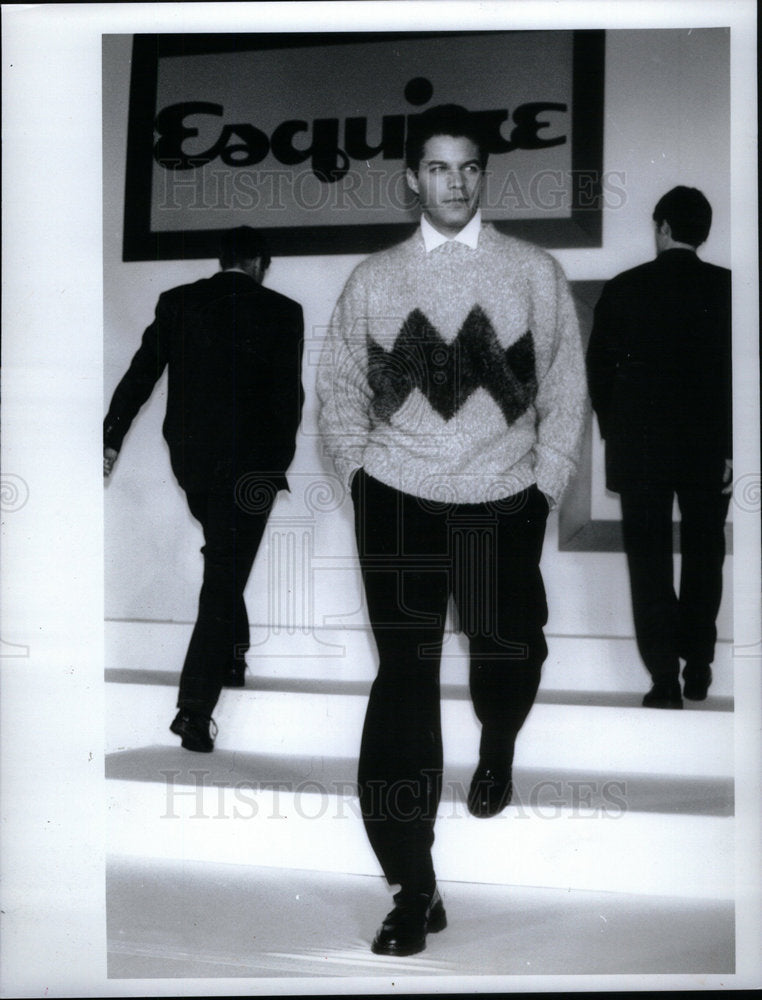 1991 Press Photo Men Fashion Clothing Sweater - Historic Images