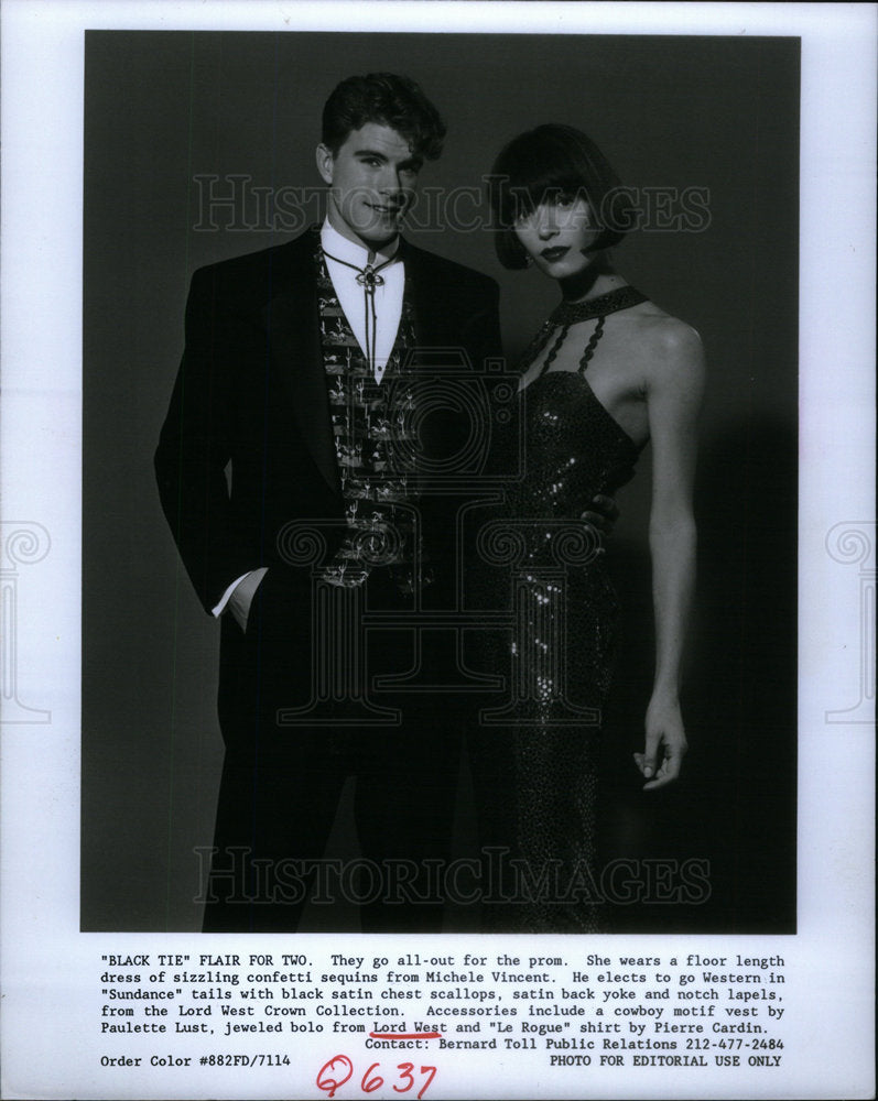 1994 Press Photo Paulette Lust Jewel Bolo Lord West Rog - Historic Images