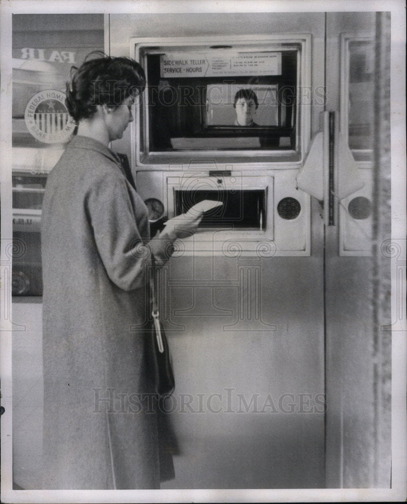 1959 Press Photo Nell Ragan Depository Savings Loan - Historic Images